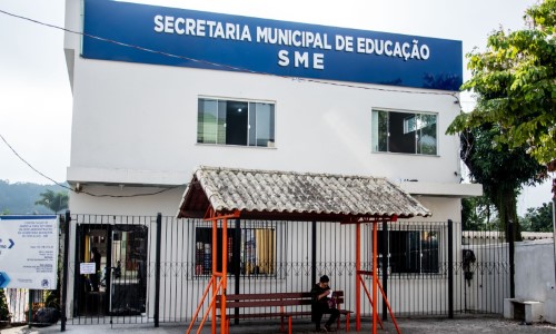 Prefeitura de Pinheiral convoca pais e responsáveis para efetivação de matrícula em creches municipais